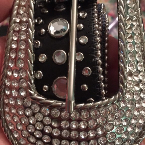 Swarovski Crystal leather rhinestone Belt Beauty! - Picture 8 of 8